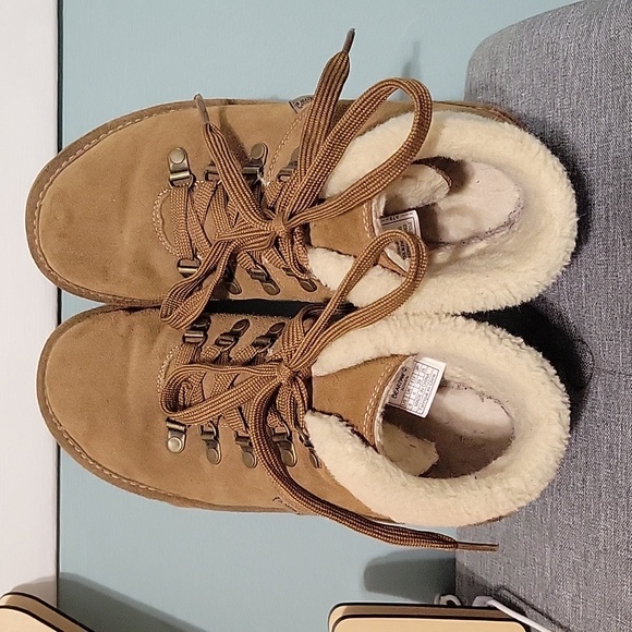 BearPaw Marta, size 8 - Picture 3 of 12